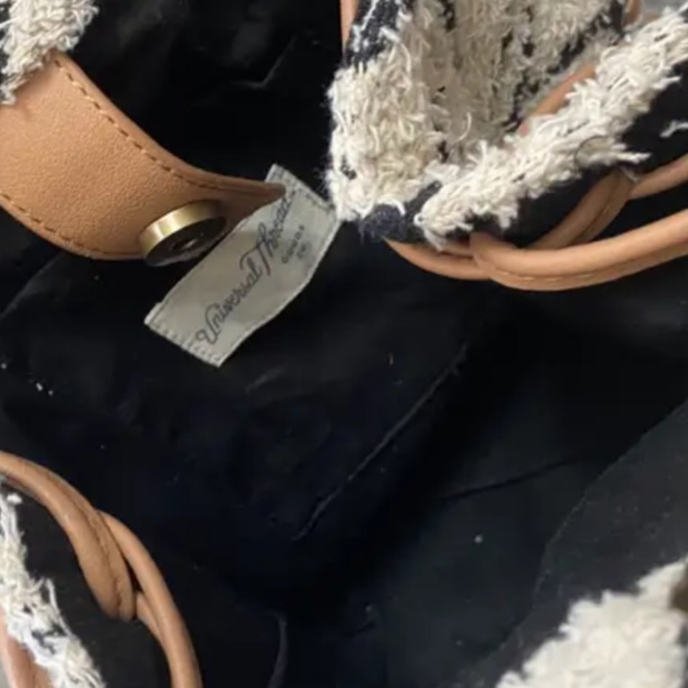 Universal Thread | Medium Sized Boho Cinch Tribal… - image 4